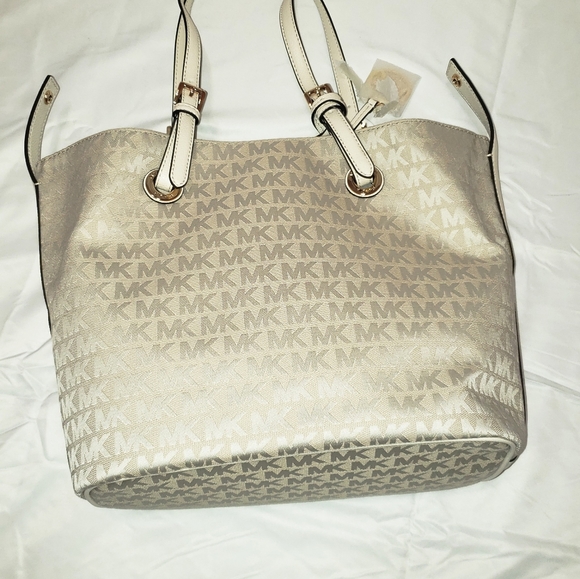 NWT Michael Kors Tote Bag - Picture 3 of 10